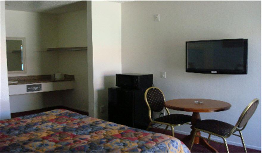 Scottish Inns Long Beach Habitación foto